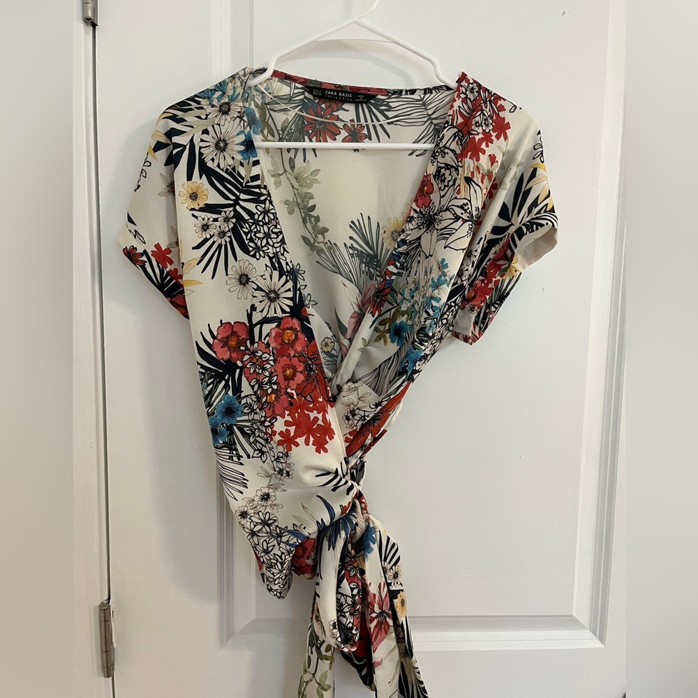 Zara Short Sleeve Floral Wrap Blouse